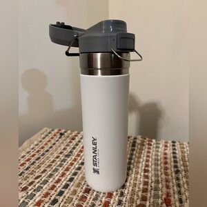 Stanley Cup - 24oz white